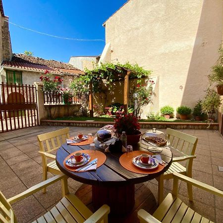 B&B A Casa Di Nonna Massa d'Albe 외부 사진