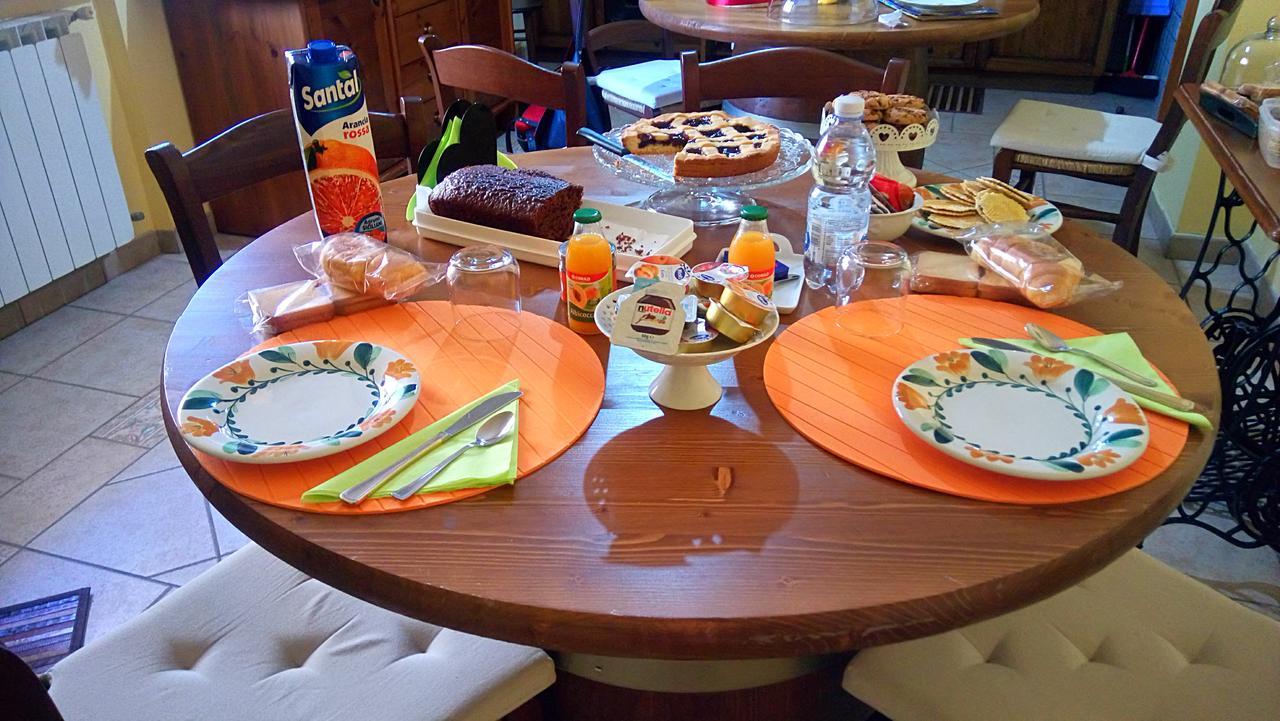 B&B A Casa Di Nonna Massa d'Albe 외부 사진