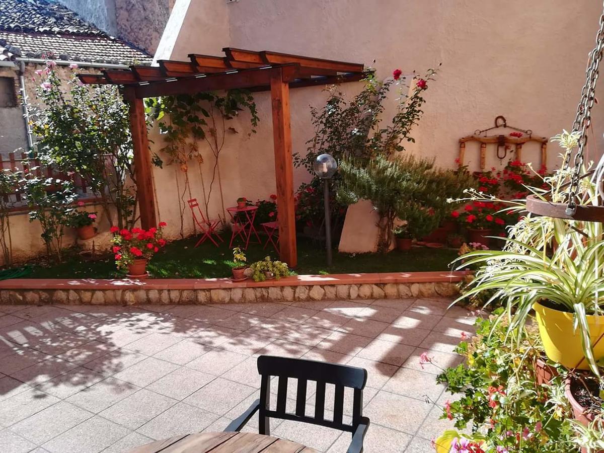B&B A Casa Di Nonna Massa d'Albe 외부 사진